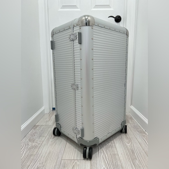 FPM Milano Bank Trunk On Wheels Suitcase 96LT - Picture 2 of 12